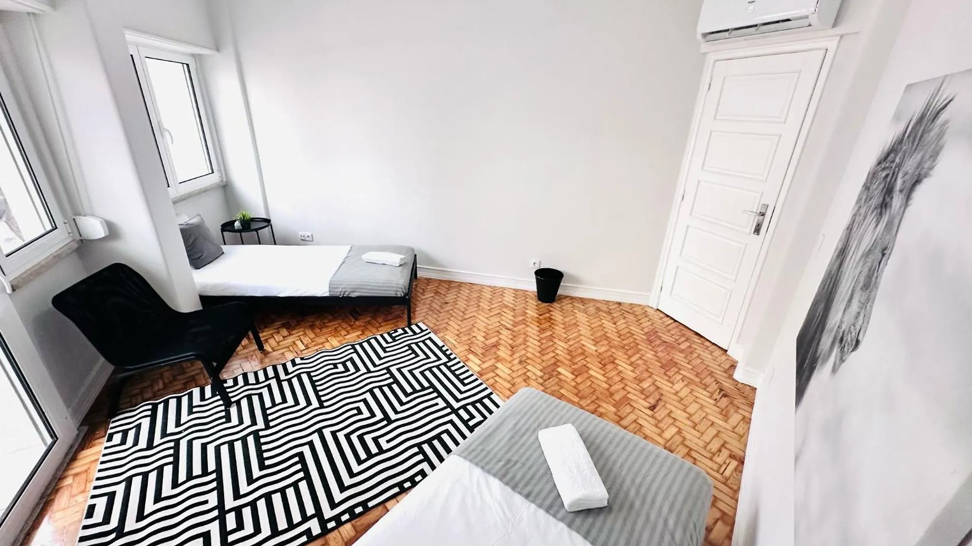 Lisbon Crespo House II Fantastic City Rooms E 0*,  Πορτογαλία