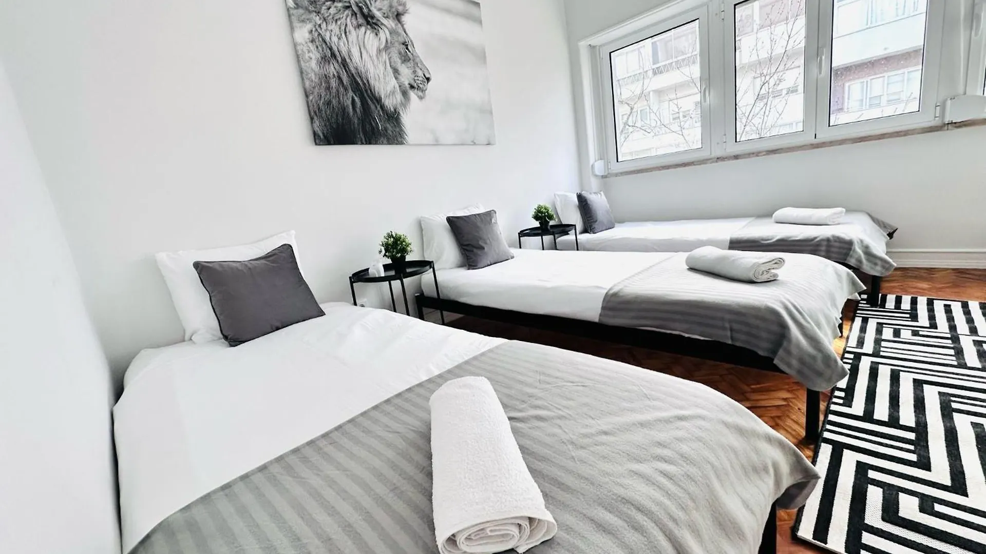 Lisbon Crespo House II Fantastic City Rooms E